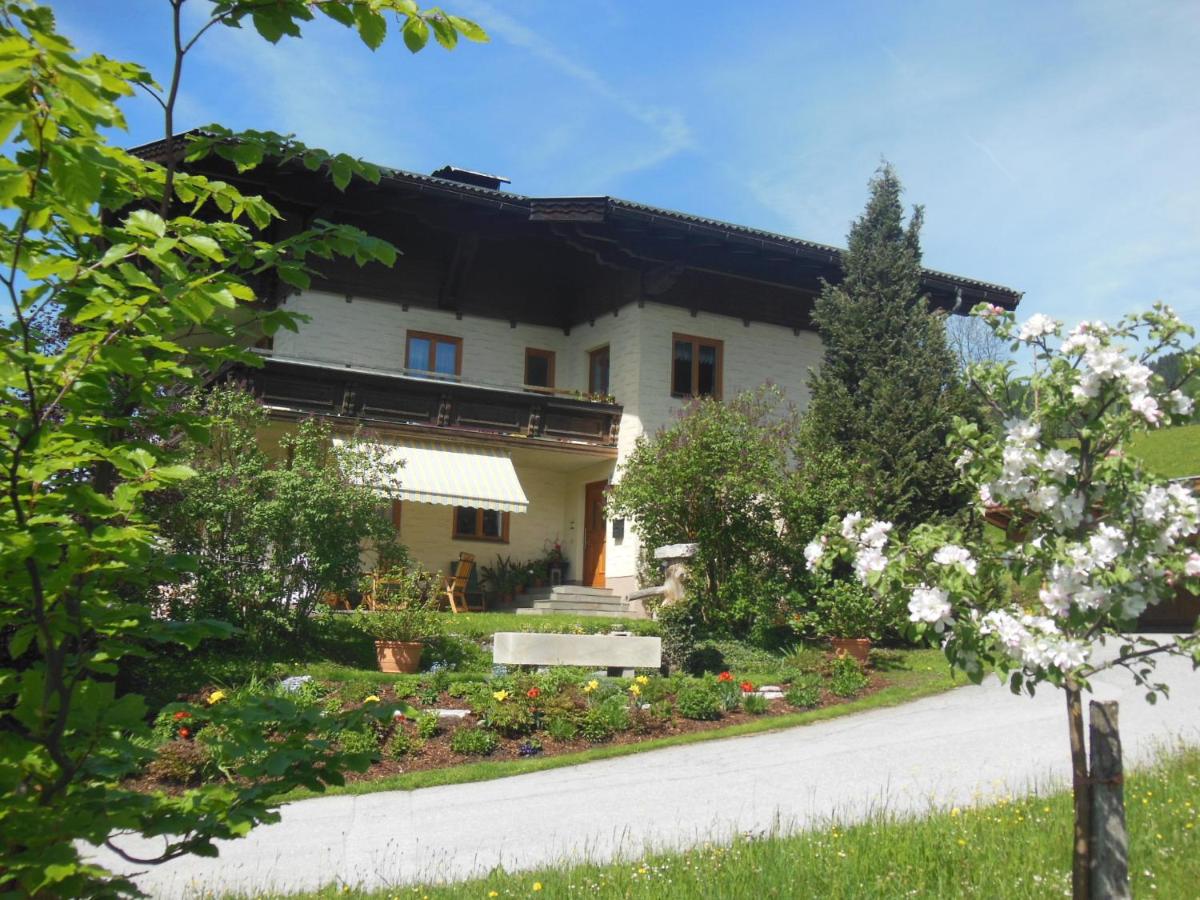 B&B Wagrain - Haus Schönleiten - Bed and Breakfast Wagrain