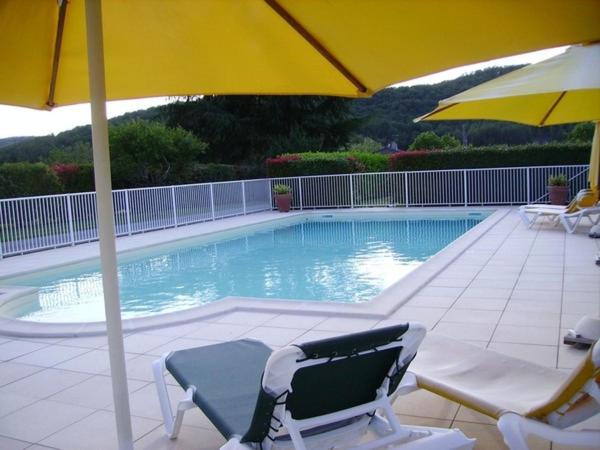 Double Room with Pool View