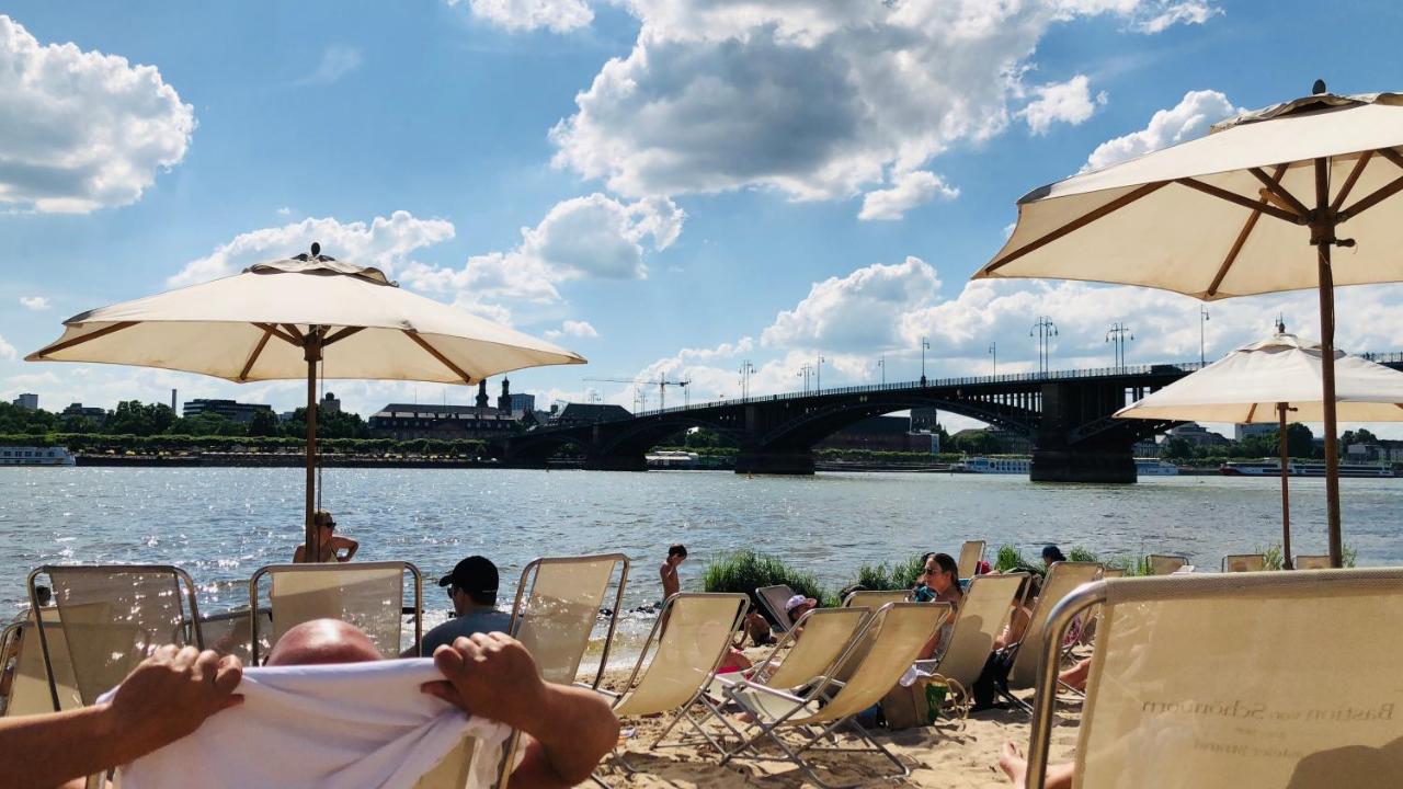 Houseboat villa.nautica - Ferienwohnung Wiesbaden