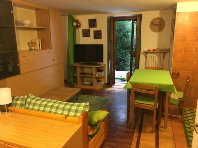 B&B Valtournenche - Appartamento Cretaz 2 - Bed and Breakfast Valtournenche