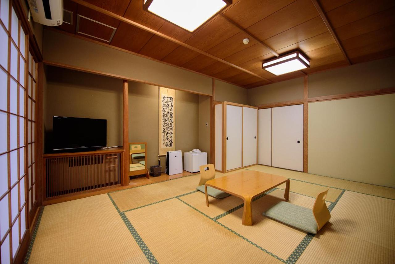 Standard Japanese-Style Room with Shared Bathroom - First Floor