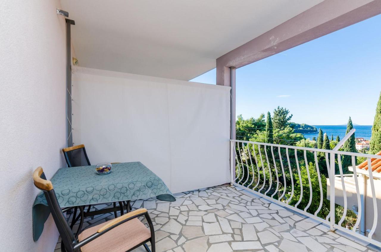 Appartamento Monolocale Comfort con Balcone e Vista Mare