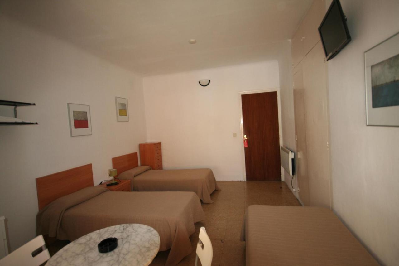 Camera Tripla con Bagno in Comune