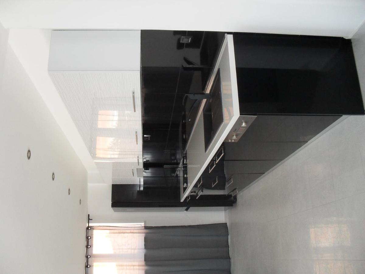 Appartamento con 1 Camera da Letto, Balcone e Vista Mare