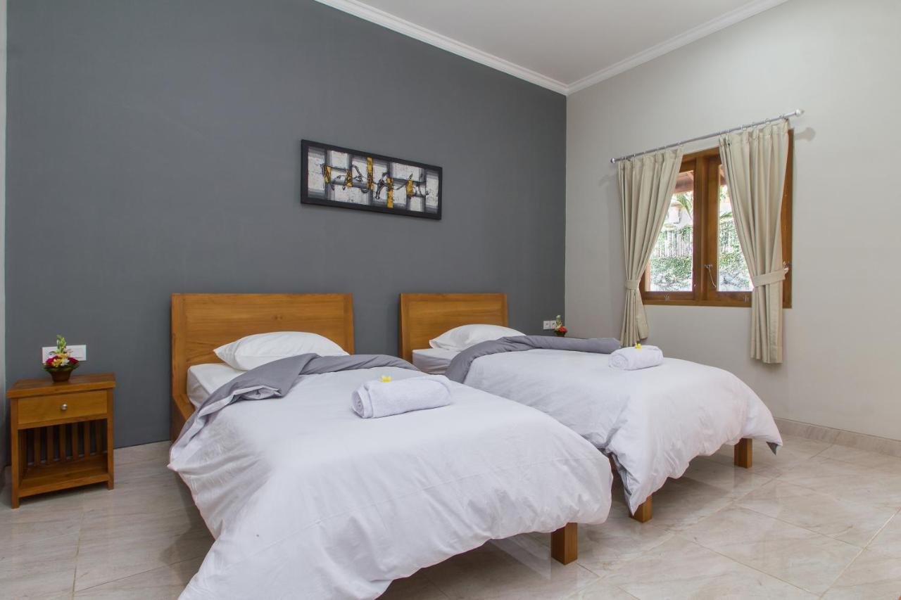 Twin Room with Pool View