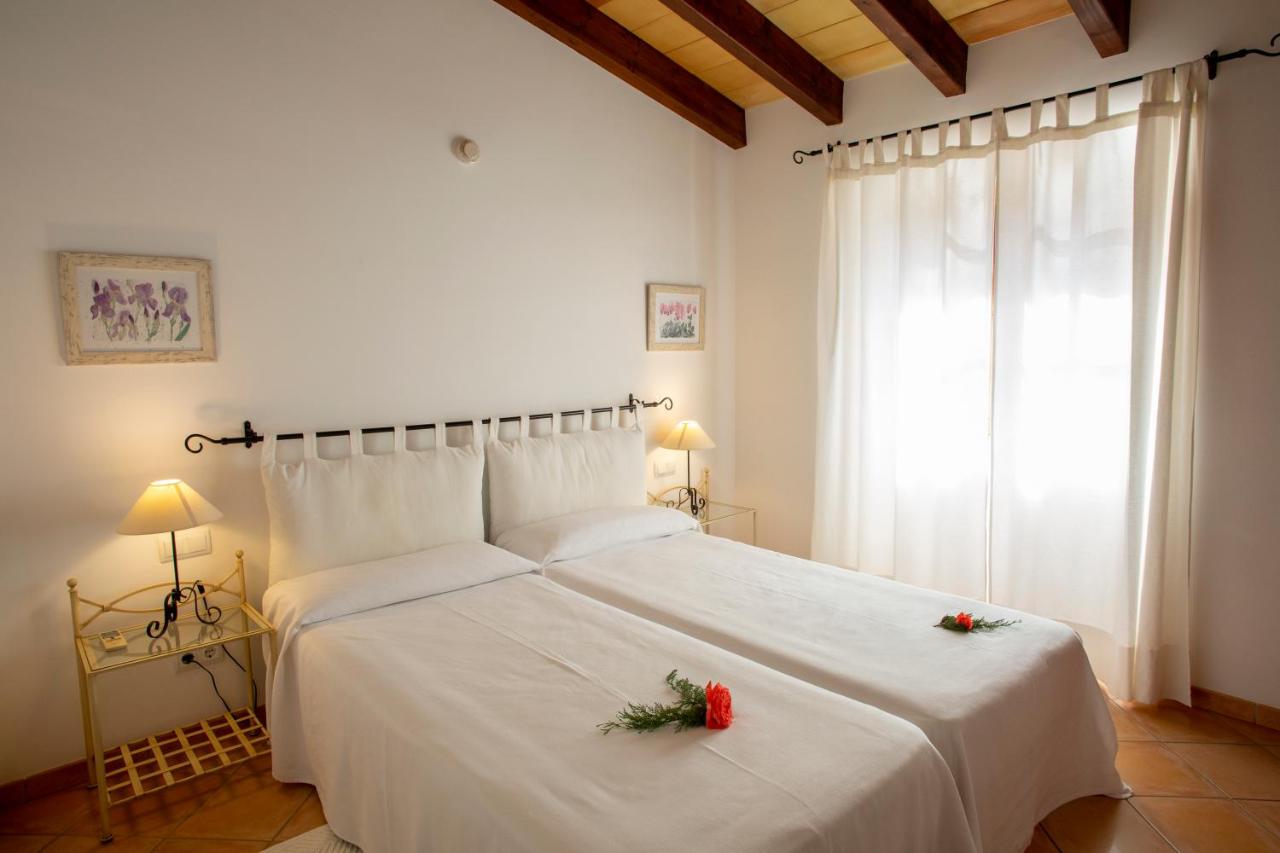 Two-Bedroom Apartment (4 Adults)