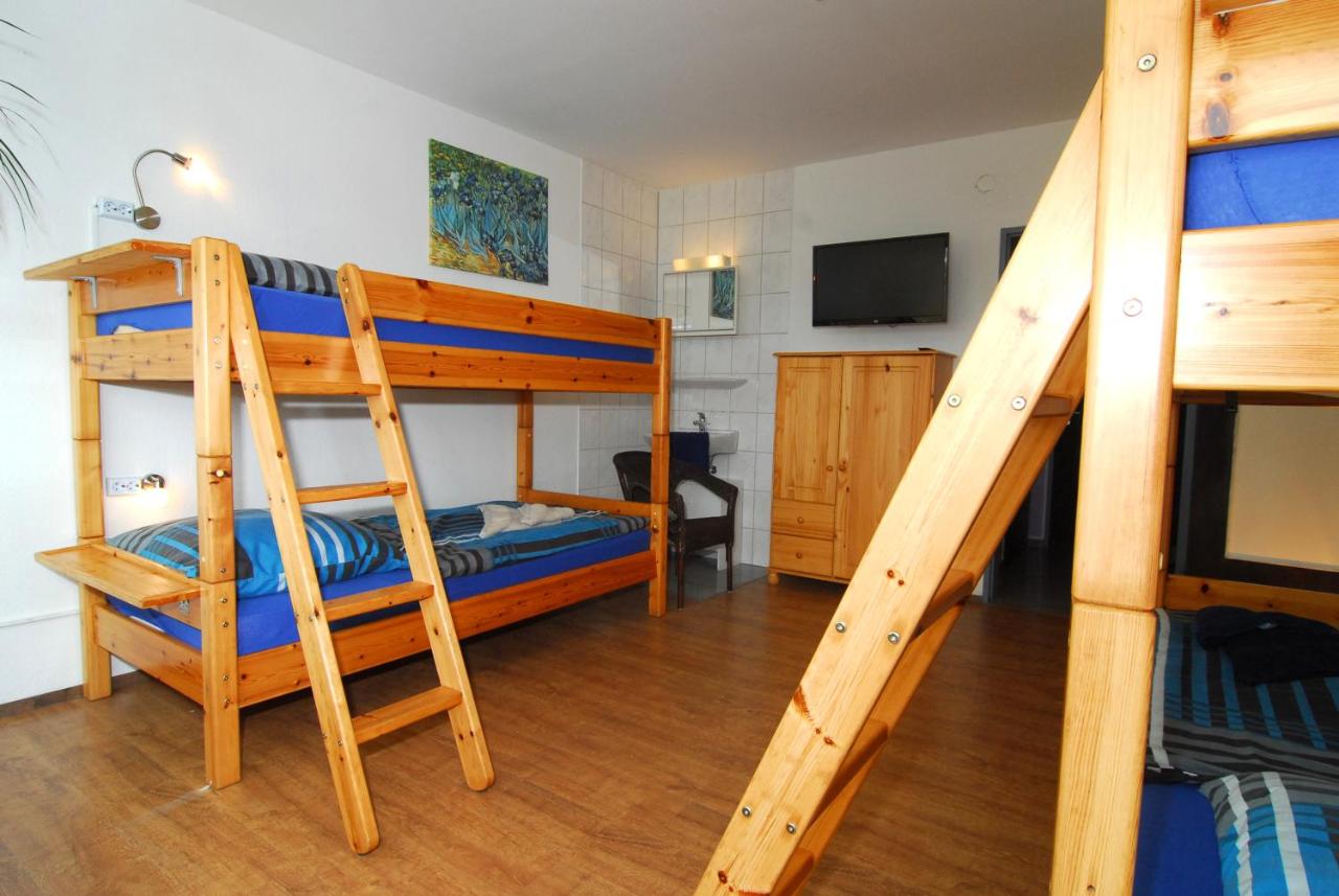 Monteurwohnungen Krings Am Steinbüchel 1 - B&B Eschweiler