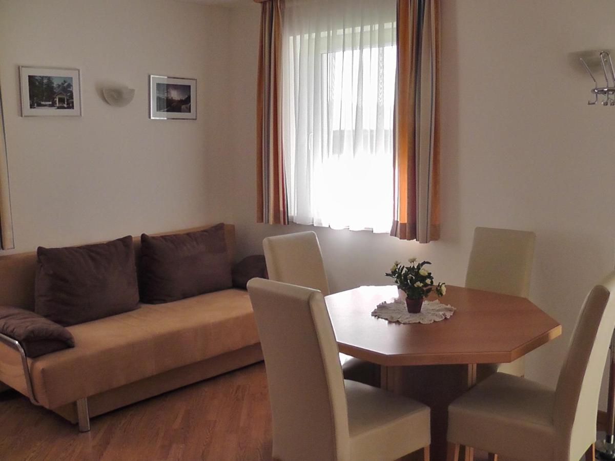 Apartment mit 1 Schlafzimmer und Balkon