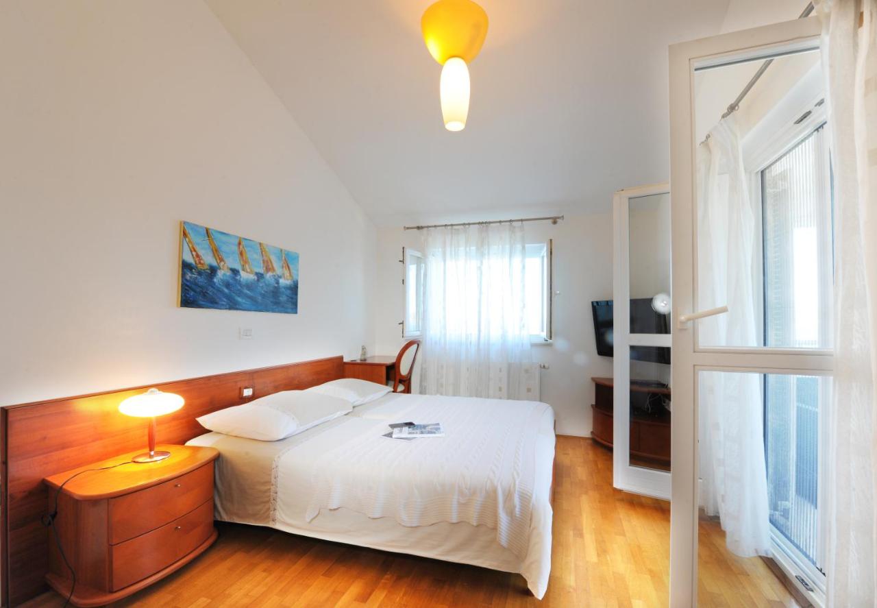 Four-Bedroom Apartment with Swimming Pool