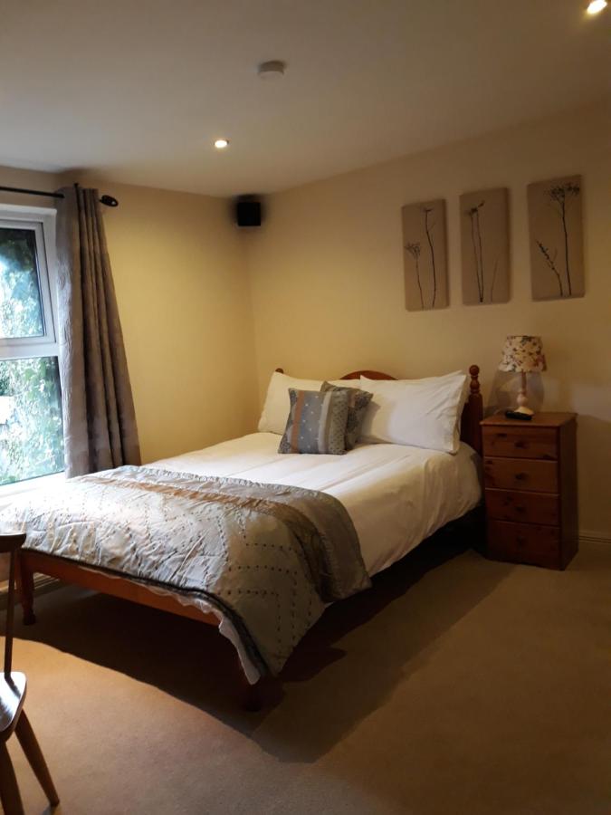 B&B Swinford - Swinford Bridge Street Apartment - Bed and Breakfast Swinford