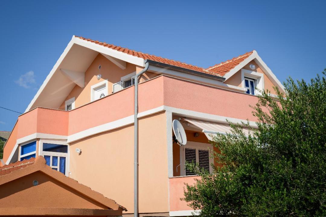Apartment Olive - Ferienwohnung