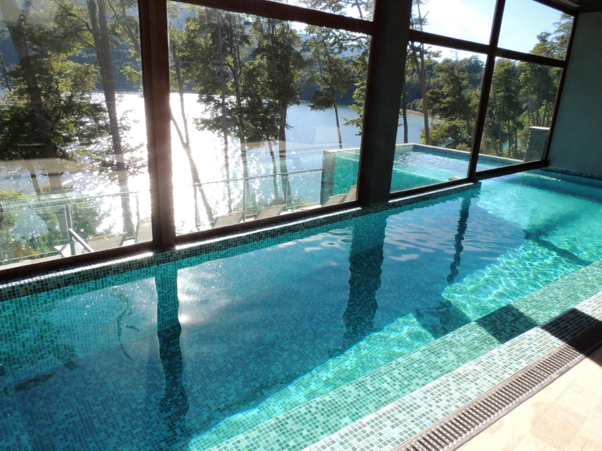 Departamento con vista al lago y piscina climatizada - Chambres d’hôtes Villa La Angostura