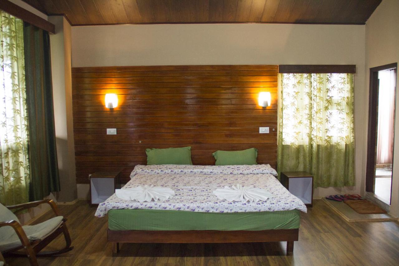 Suite with Mountain View
