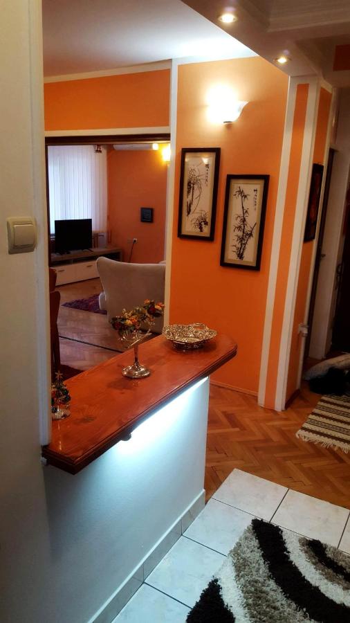 Shangri La Residence - Bed and Breakfast Niš