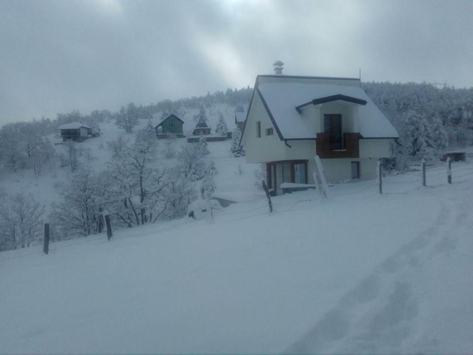 Vikendica MM - Bed and Breakfast Zlatibor