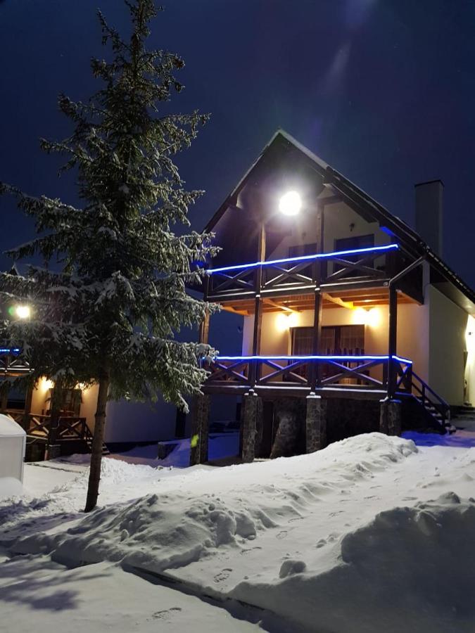 VILLA PARAISO - B&B Skhidnytsia