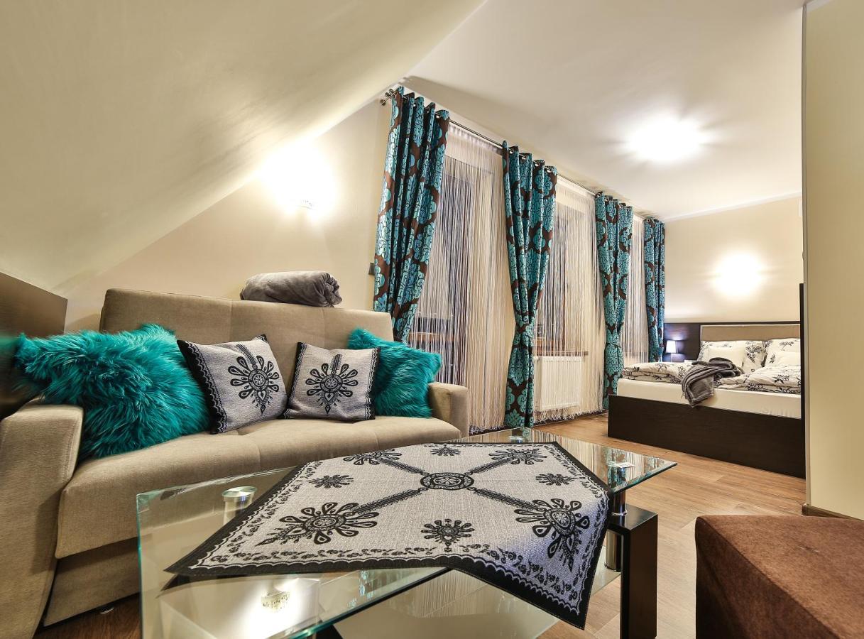Familiekamer met Uitzicht op de Bergen