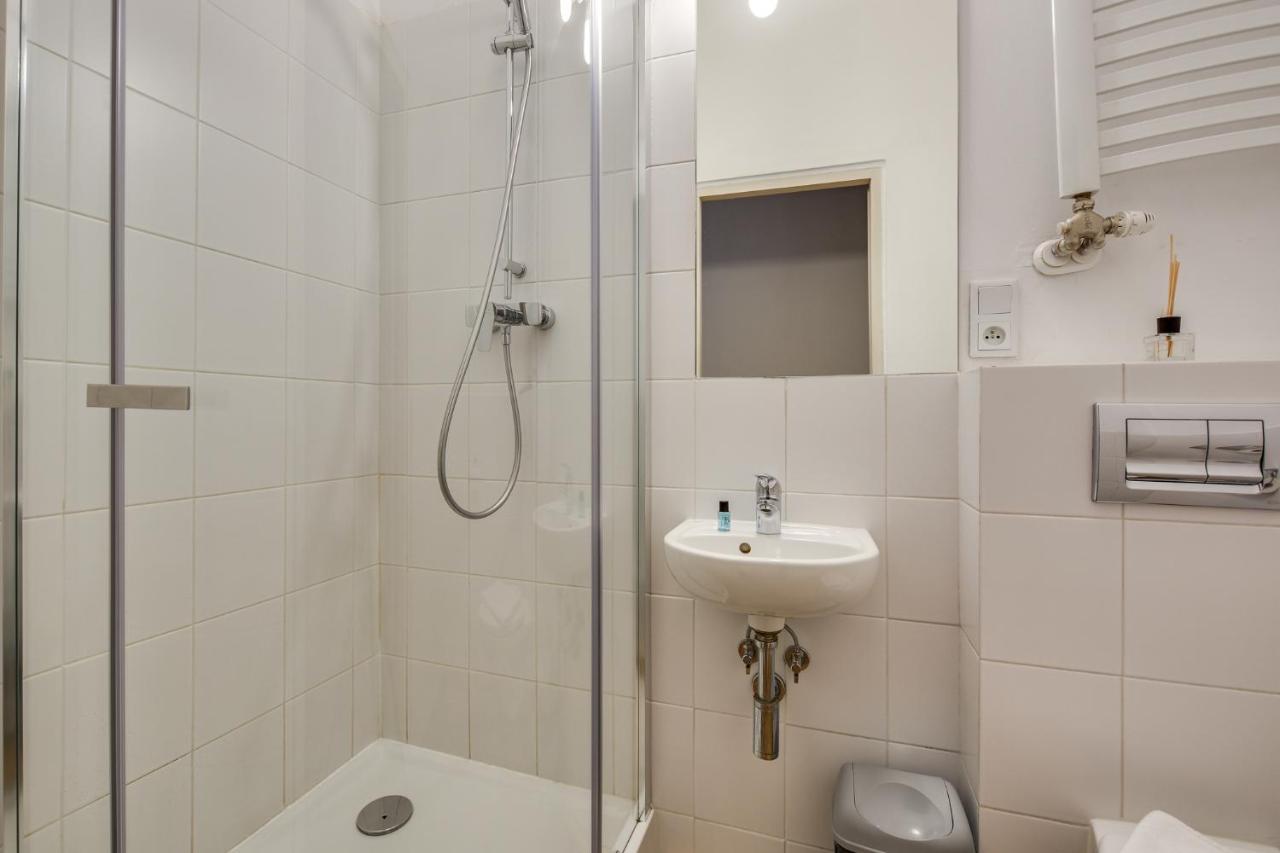 Einzelzimmer mit eigenem Bad