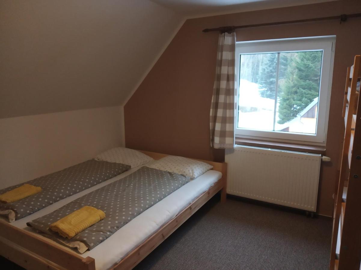 Chambre Quadruple avec Salle de Bains Privative