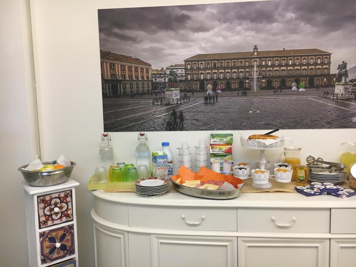 Donna Vicenza Bed & Breakfast - Ferienwohnung Neapel