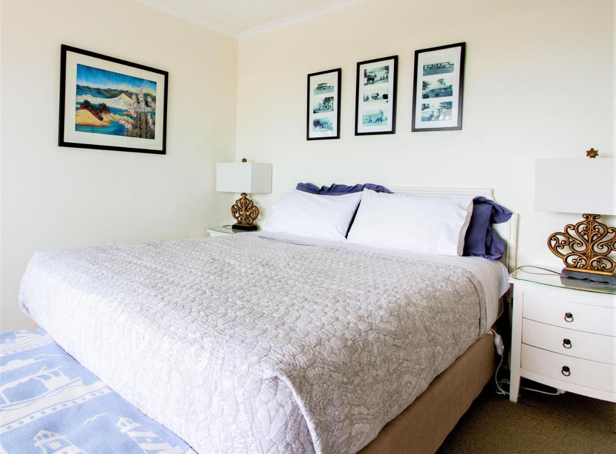 Chambre Lit Queen-Size Beachcomber en B&B - Vue sur Mer