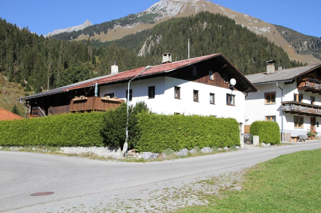 Haus-Ruitelspitzblick - B&B Elbigenalp
