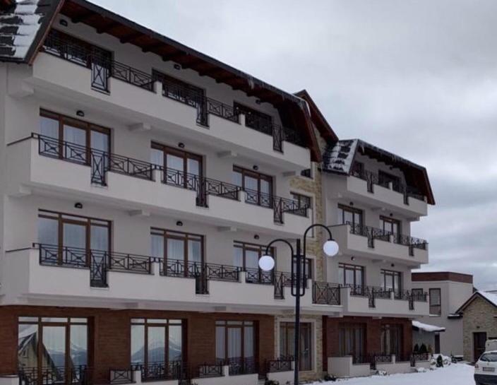 A1 Premier Milmari resort - Chambres d’hôtes Kopaonik