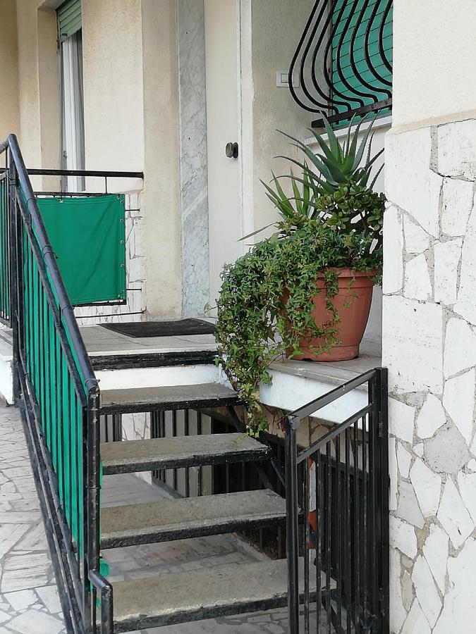 A Due Passi Dal Mare - Ferienwohnung