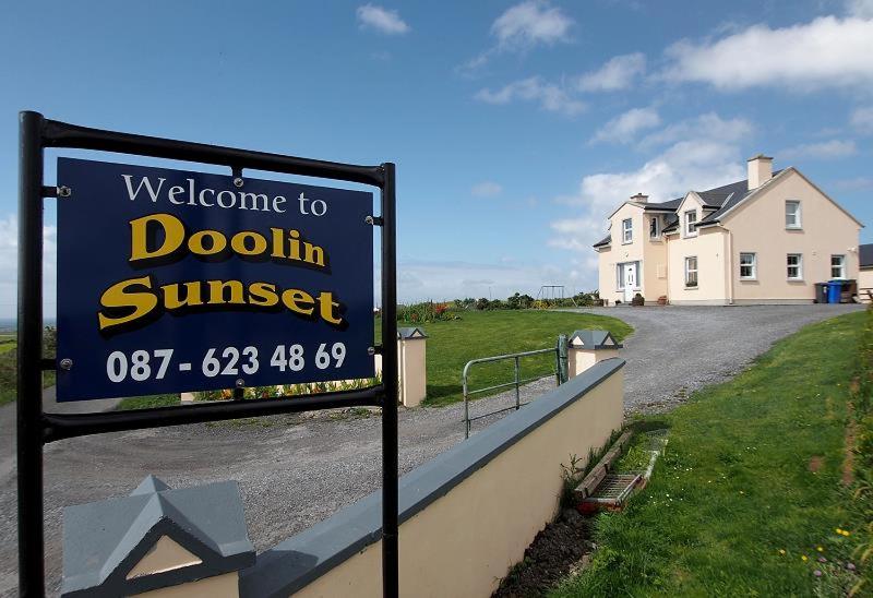 B&B Doolin - Doolinsunset - Bed and Breakfast Doolin