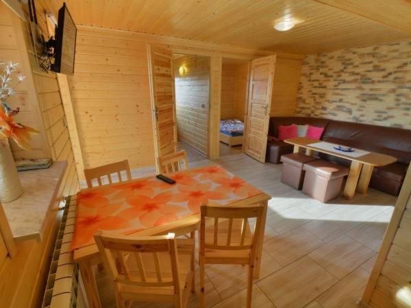 Domek nad Lasem - B&B Koniaków