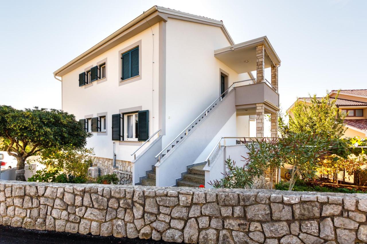 Apartment Anton - B&B