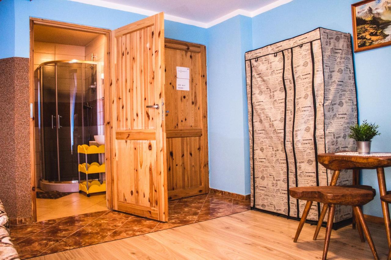 Chambre Triple avec Salle de Bains Privative