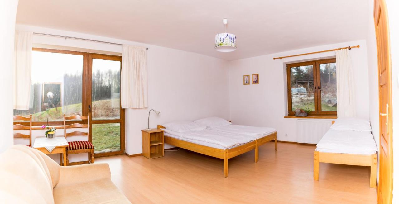 Chambre Triple avec Salle de Bains