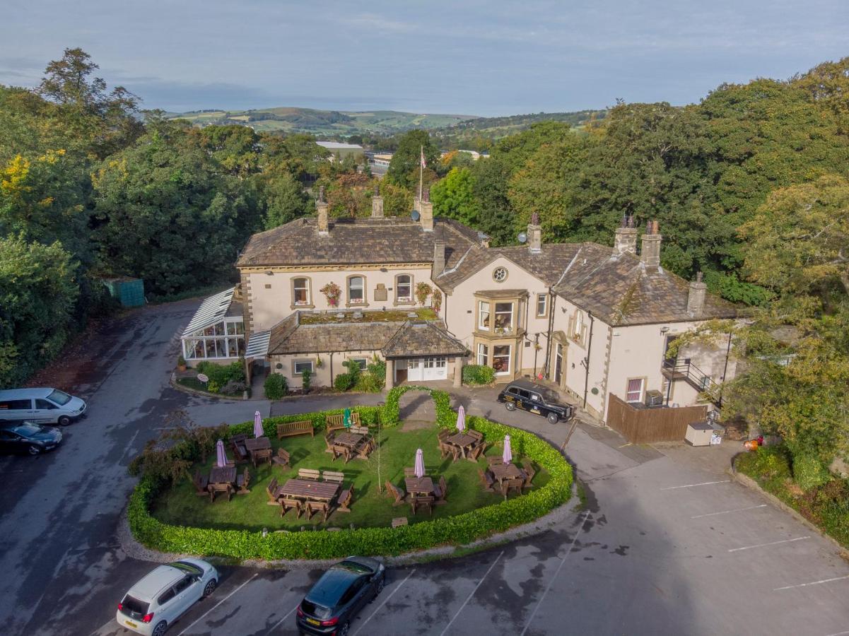 B&B Steeton - Steeton Hall Hotel & Restaurant - Bed and Breakfast Steeton