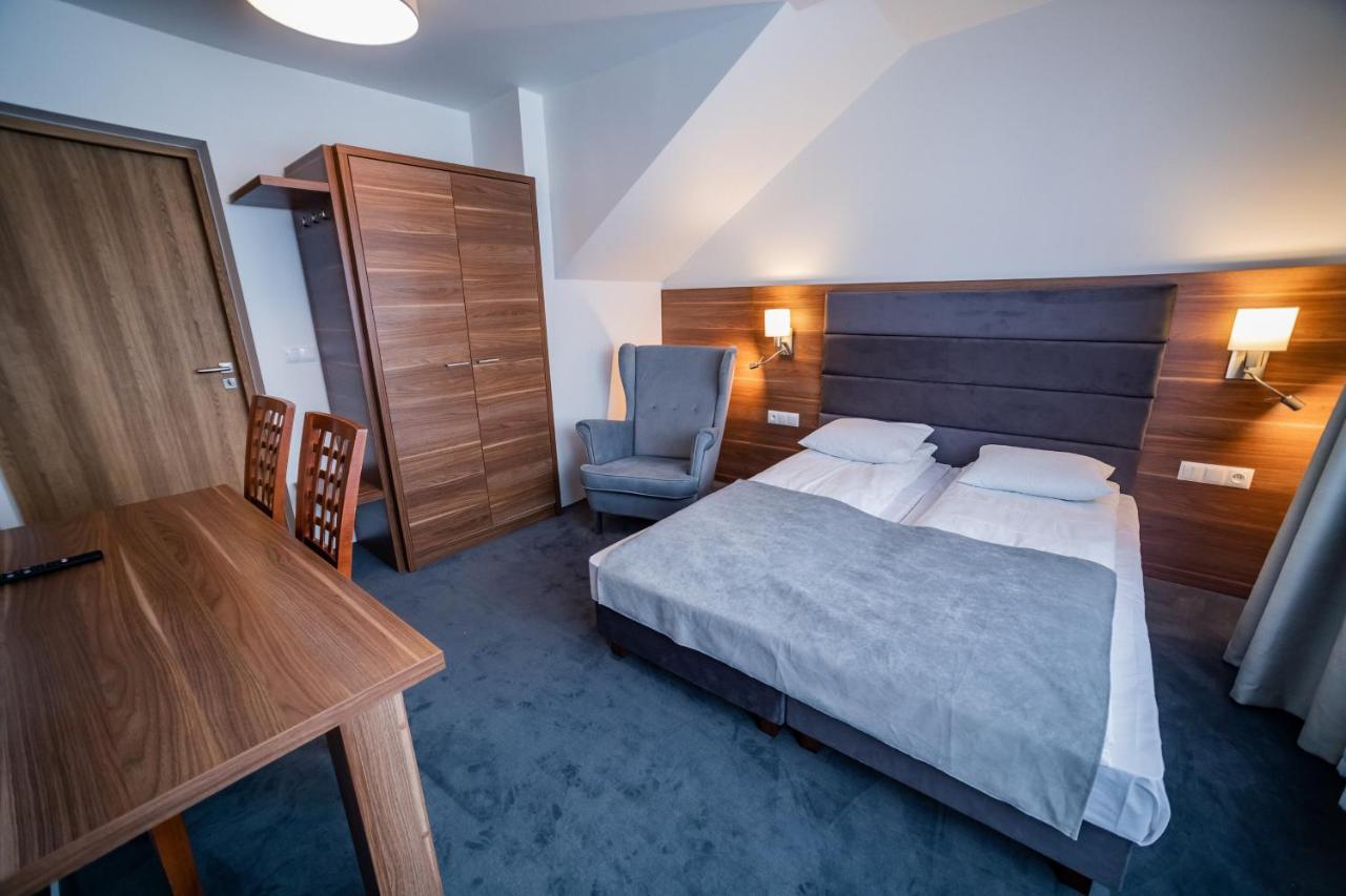 Deluxe Suite with Spa Bath