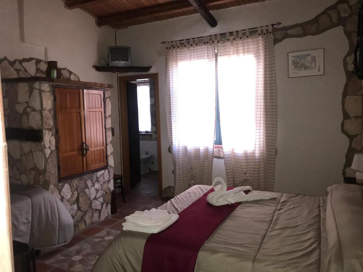 Chambre Triple avec Salle de Bains Privative