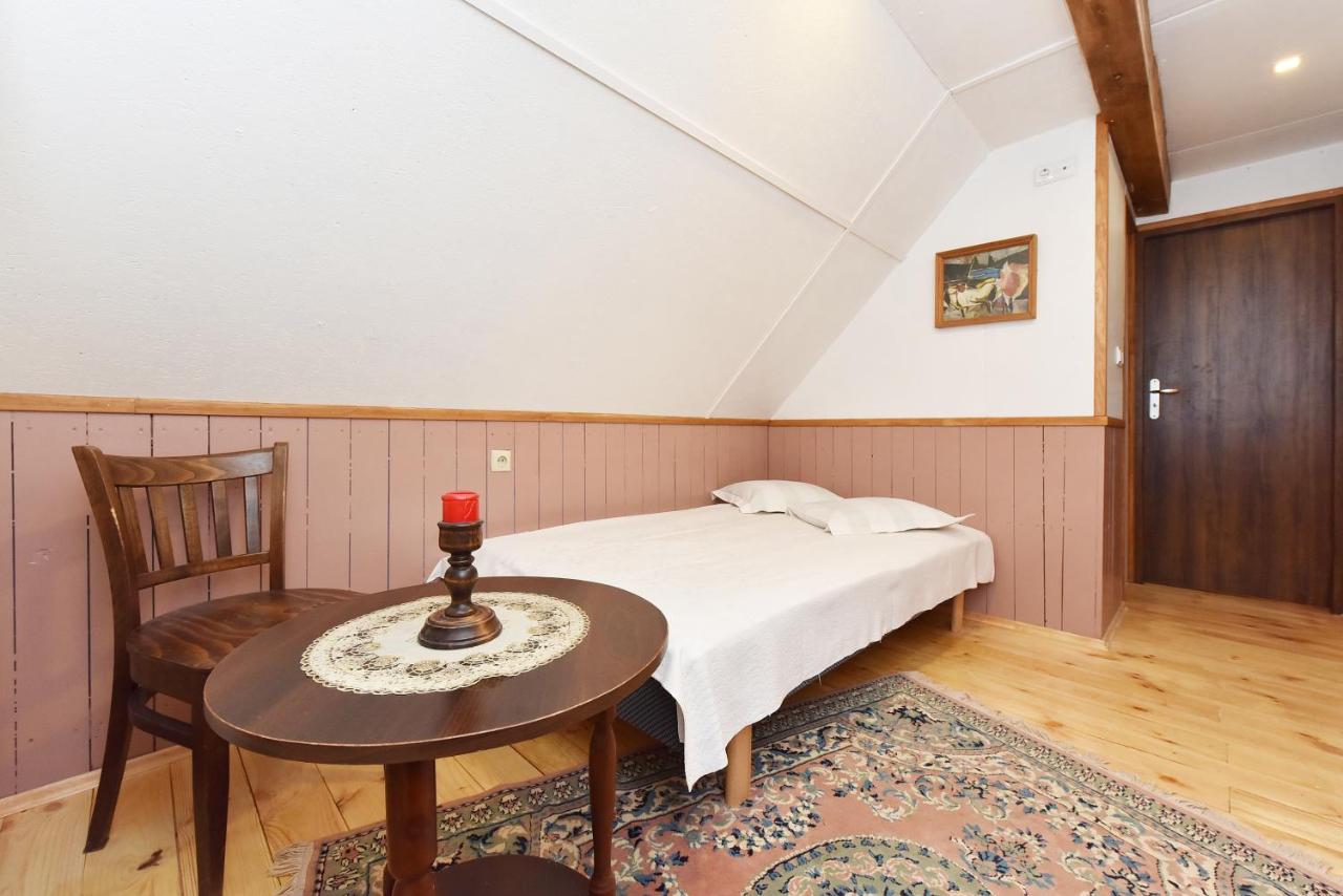 Double or Twin Room with Shower