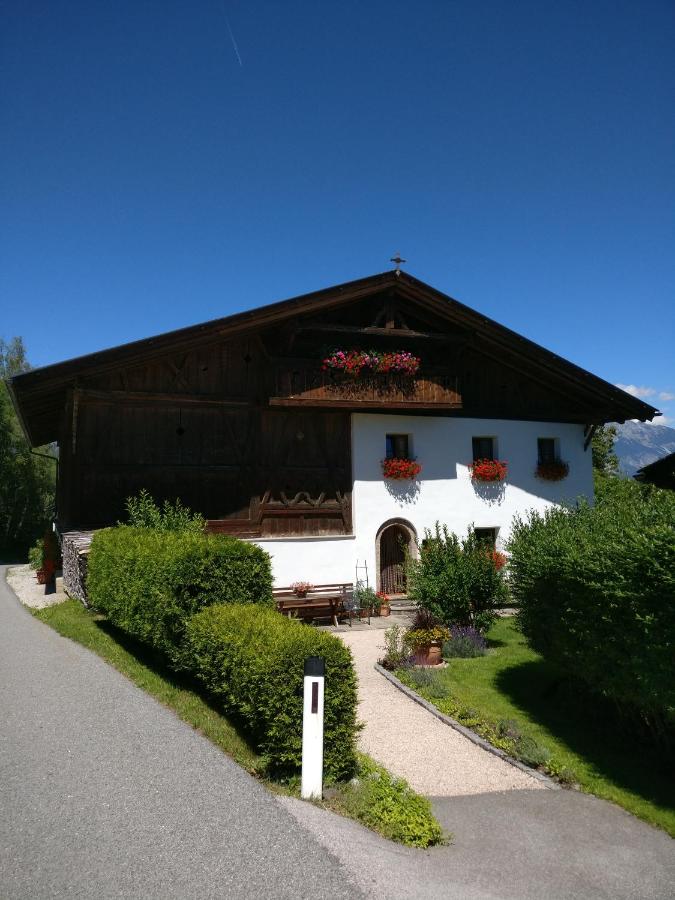 Haus Falkner - Bed and Breakfast Mutters