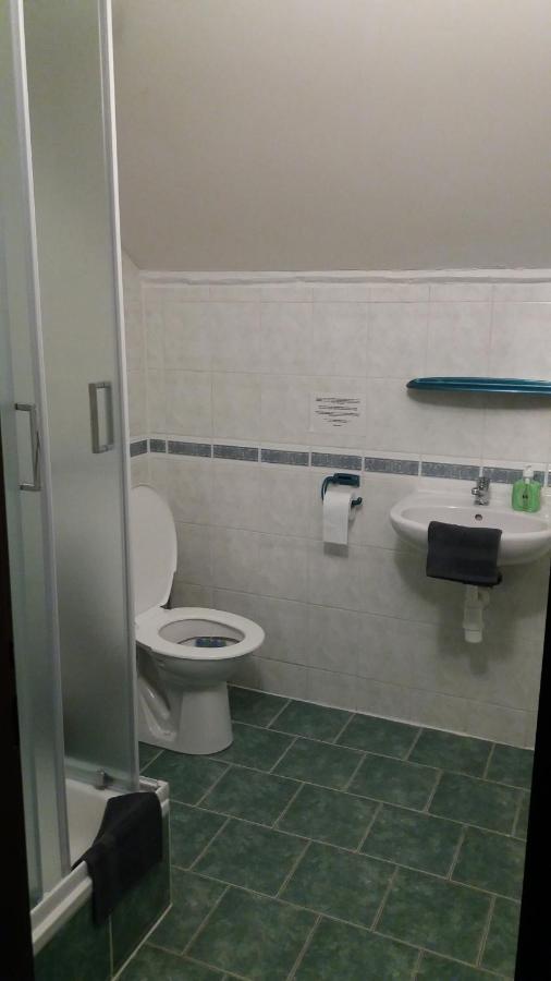 Habitación Cuádruple con baño privado