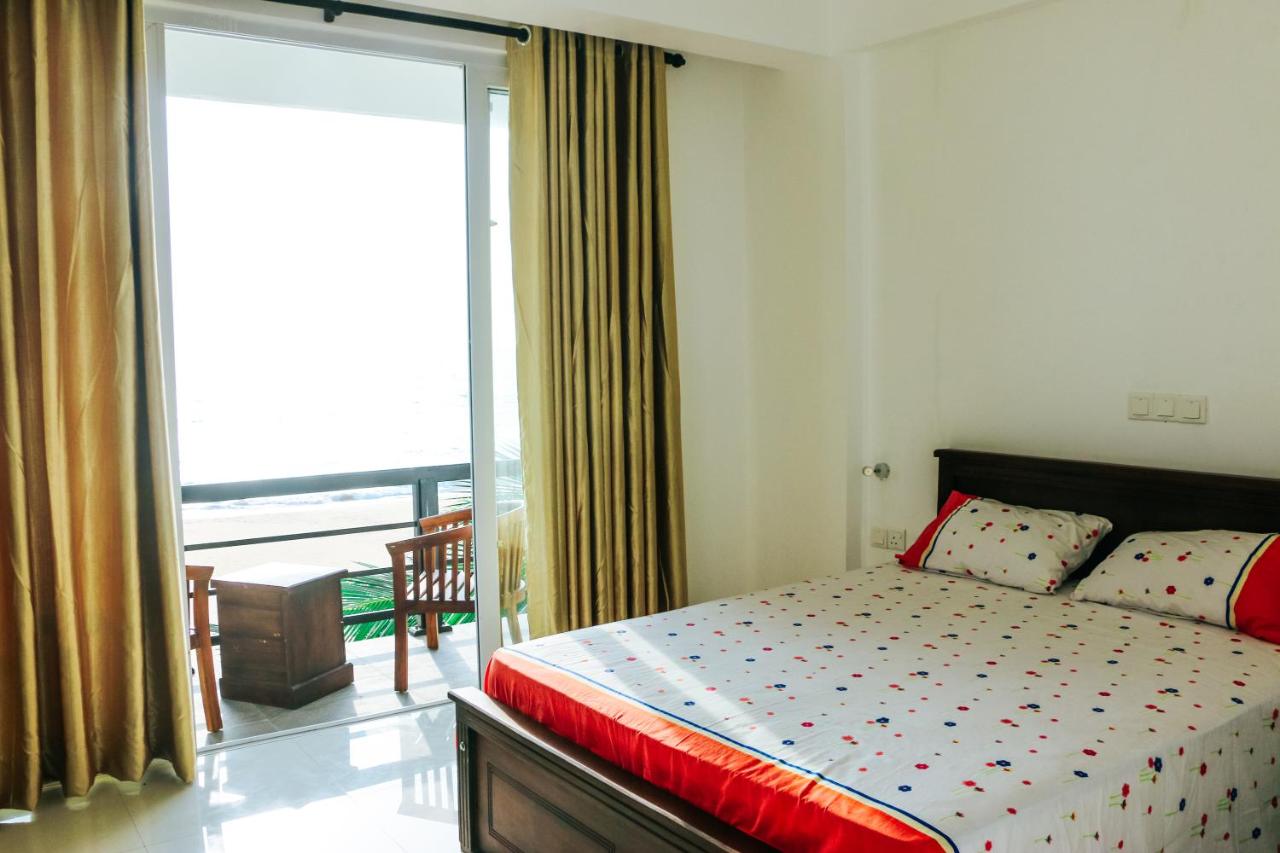 Double Room with Balcony and Sea View