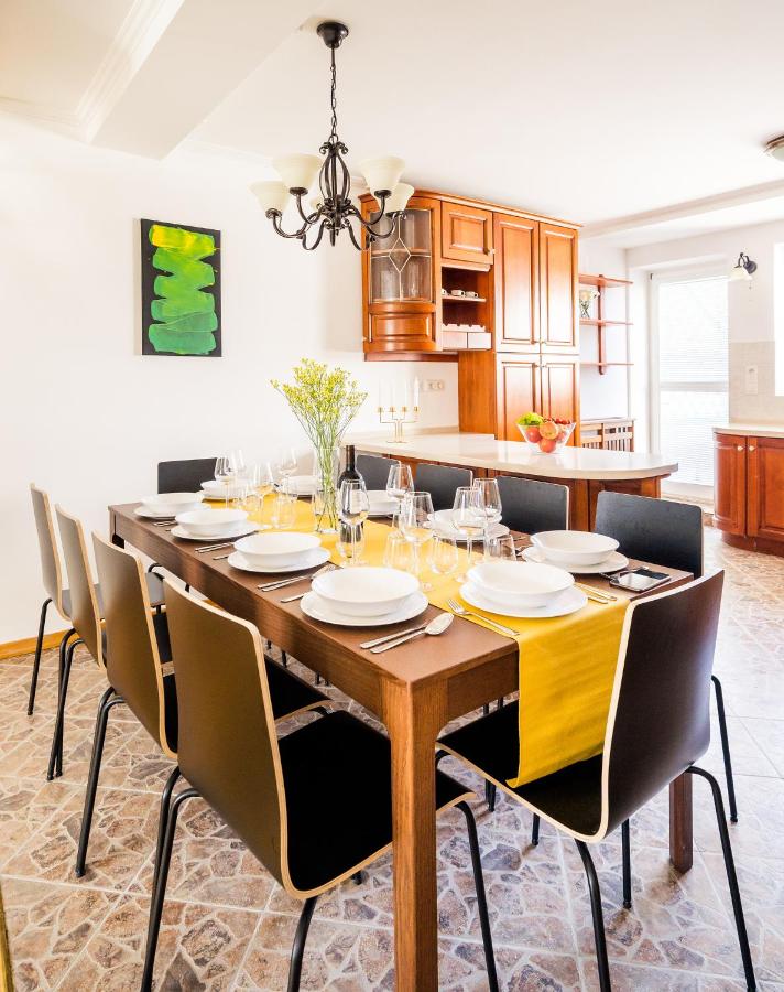 HOME ALONE 5BR+3BATH Penthouse in center of Prague - Chambres d’hôtes Prague