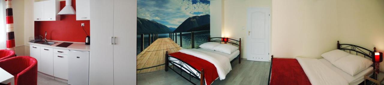 Vierbettzimmer mit eigenem Bad