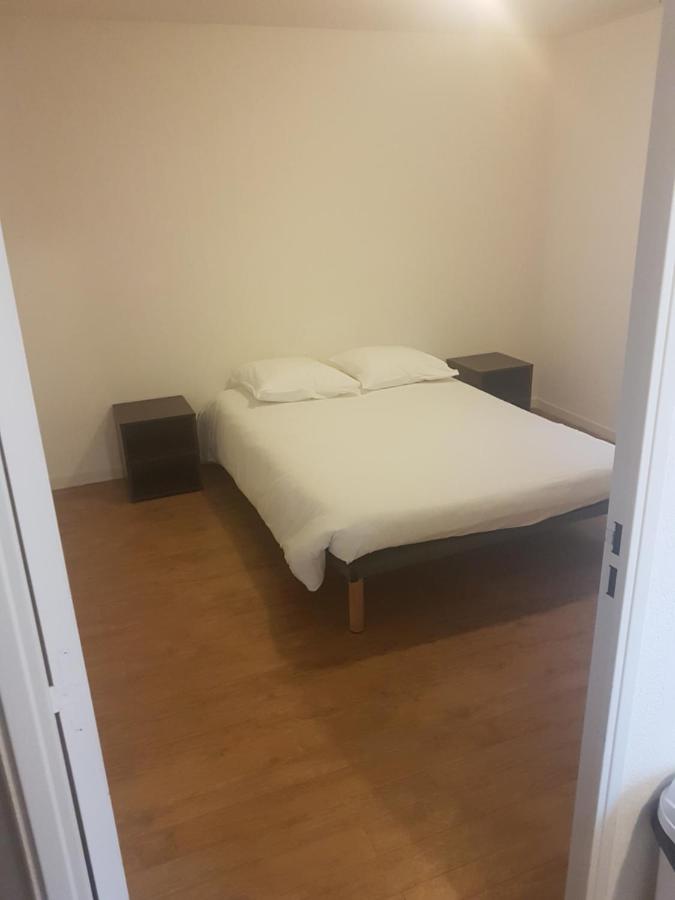 One-Bedroom Apartment (3 Adults)
