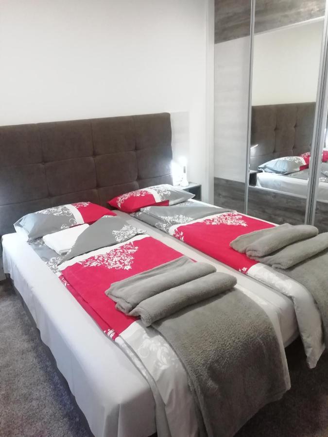 B&B Užice - Apartman Centar 2 - Bed and Breakfast Užice