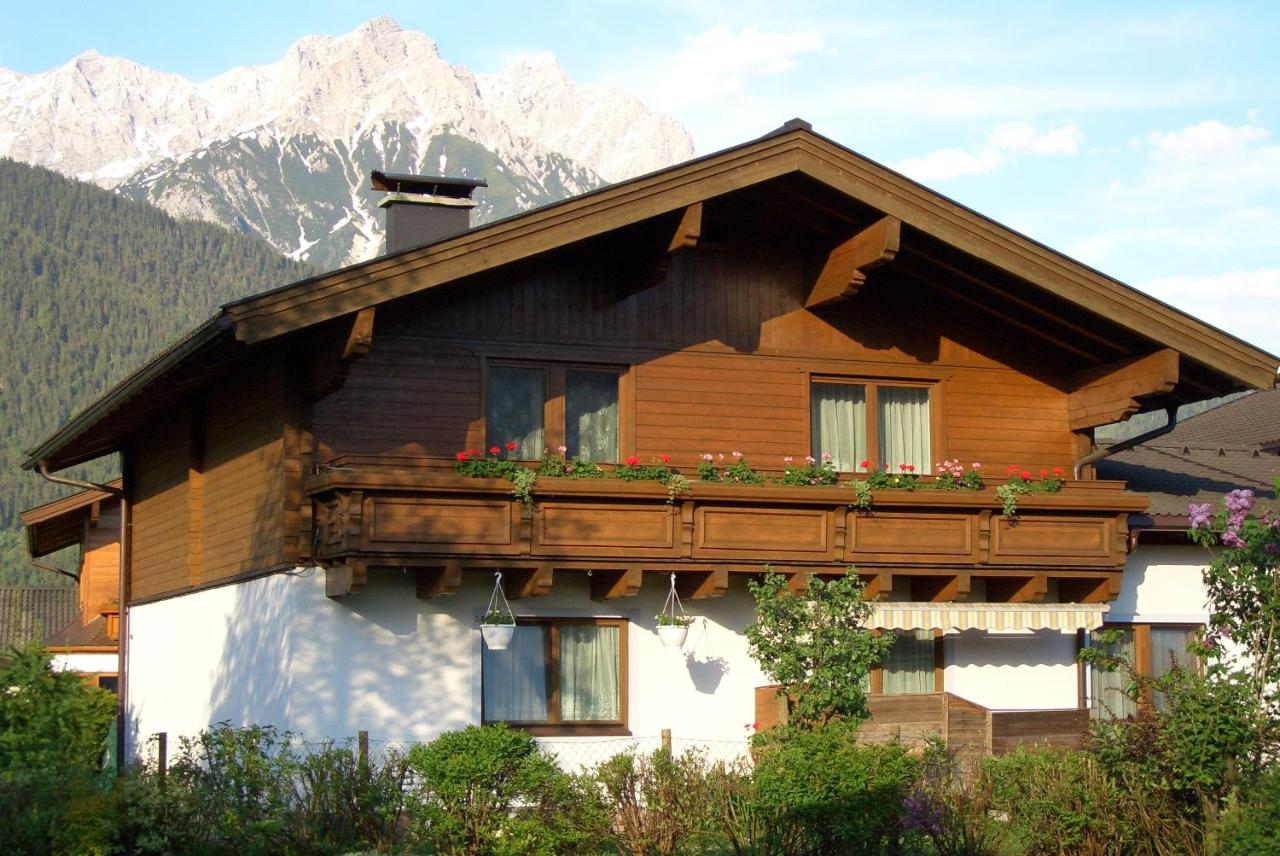 B&B Saalfelden am Steinernen Meer - Appartement Popelka - Bed and Breakfast Saalfelden am Steinernen Meer