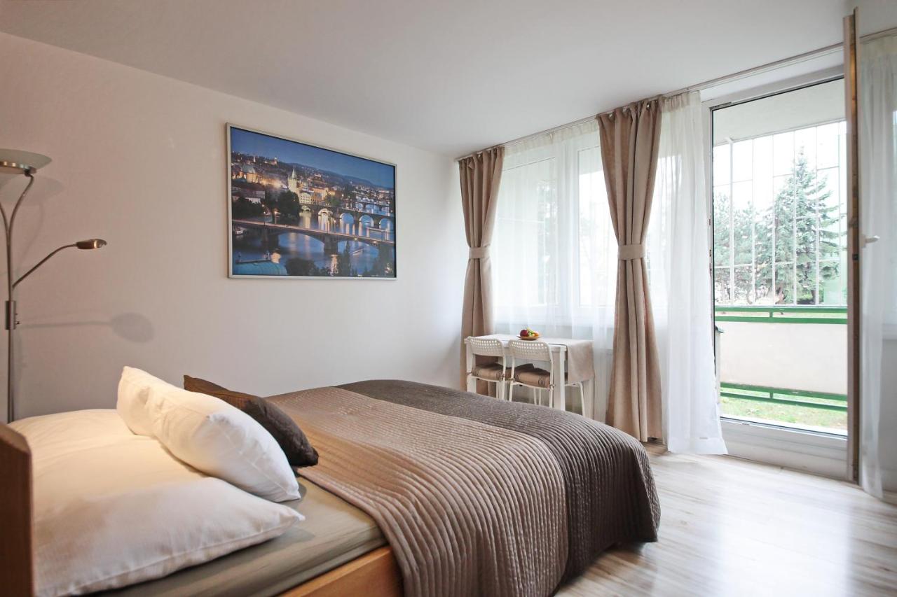 Two-Bedroom Apartment with Balcony and A/C