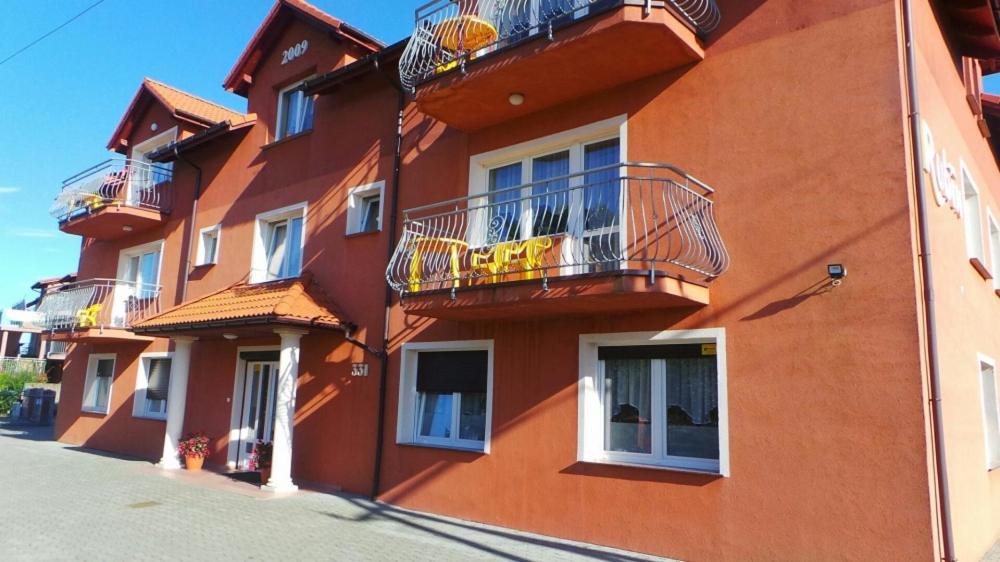 Apartment mit Balkon