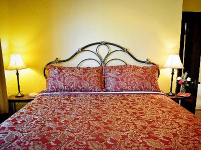 King Room with Garden View