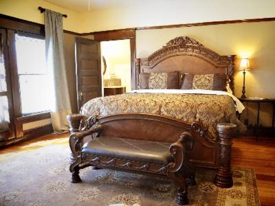 King Suite with Balcony