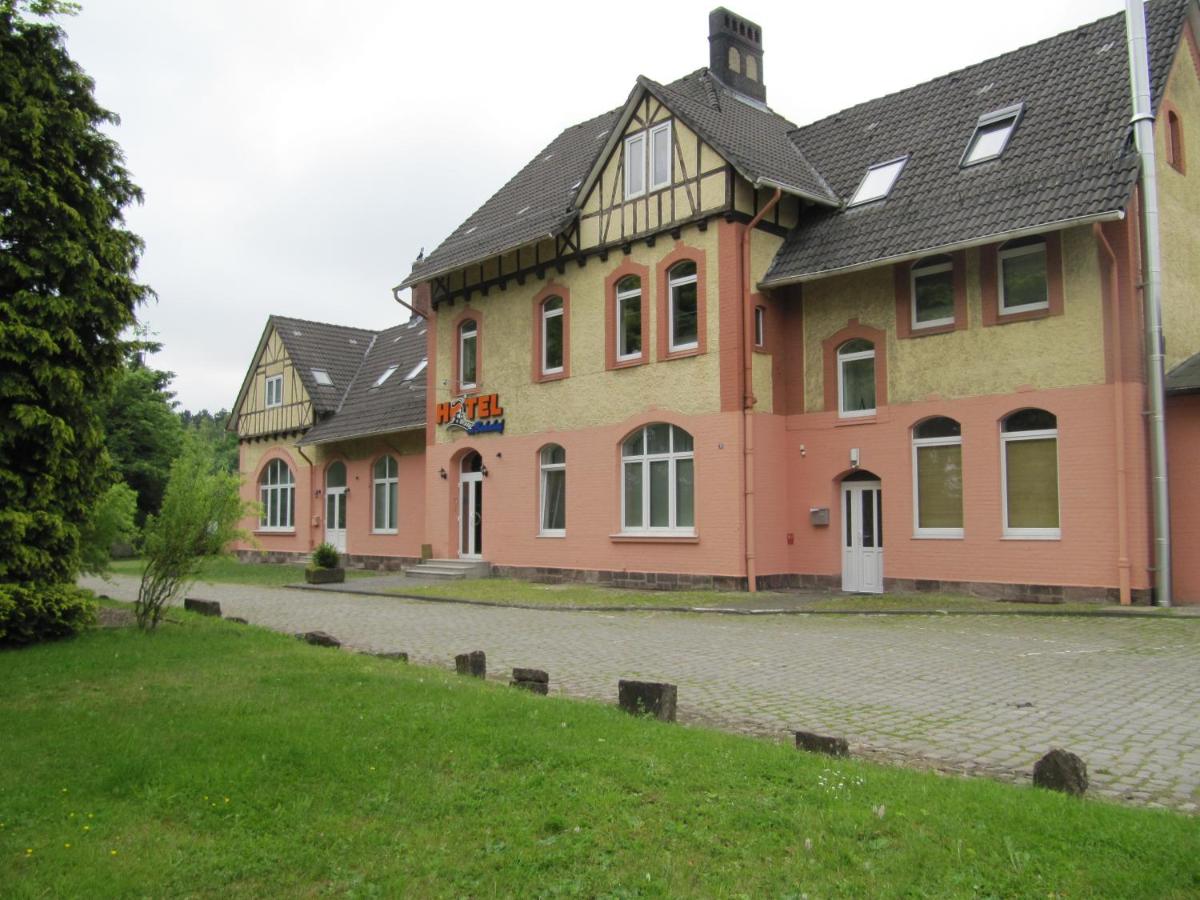 B&B Coppenbrügge - Hotel am Bahnhof - Bed and Breakfast Coppenbrügge